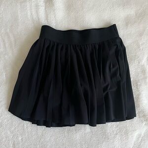 Black Aritzia Activewear/Tennis Skirt
